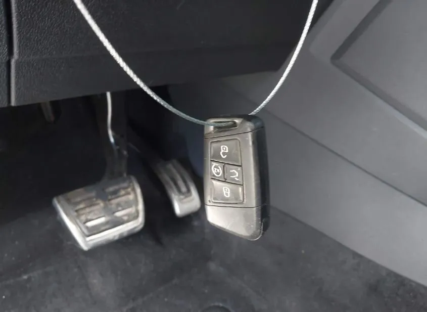 2020 VOLKSWAGEN Tiguan Used VIN 3VV4B7AX1LM022723 – exterior detail