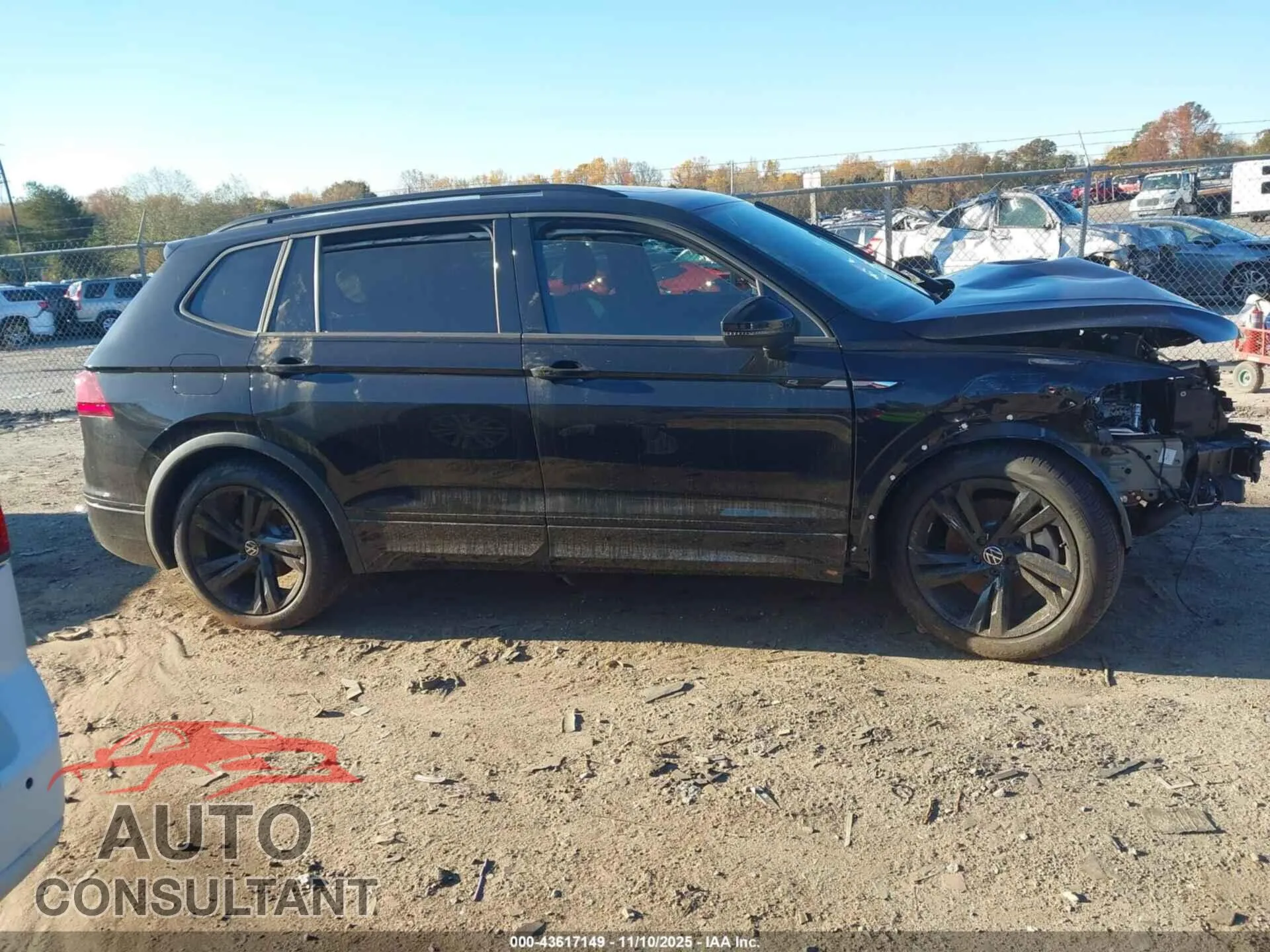 2024 VOLKSWAGEN TIGUAN Damaged VIN 3VVCB7AXXRM225694 – photo 13