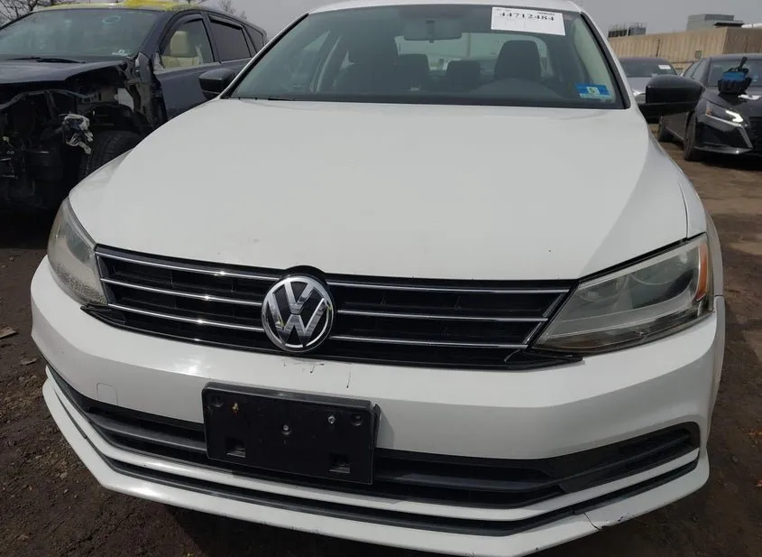 2015 VOLKSWAGEN Jetta Used VIN 3VWD17AJ8FM423457 – undercarriage
