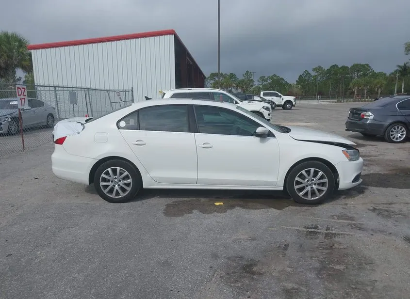 2013 VOLKSWAGEN Jetta Used VIN 3VWDP7AJ7DM448958 – photo 15 2013 VOLKSWAGEN Jetta Used VIN 3VWDP7AJ7DM448958 – photo 15