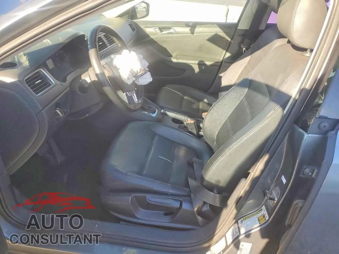2011 VOLKSWAGEN JETTA Damaged VIN 3VWDZ7AJ0BM306538 – exterior detail