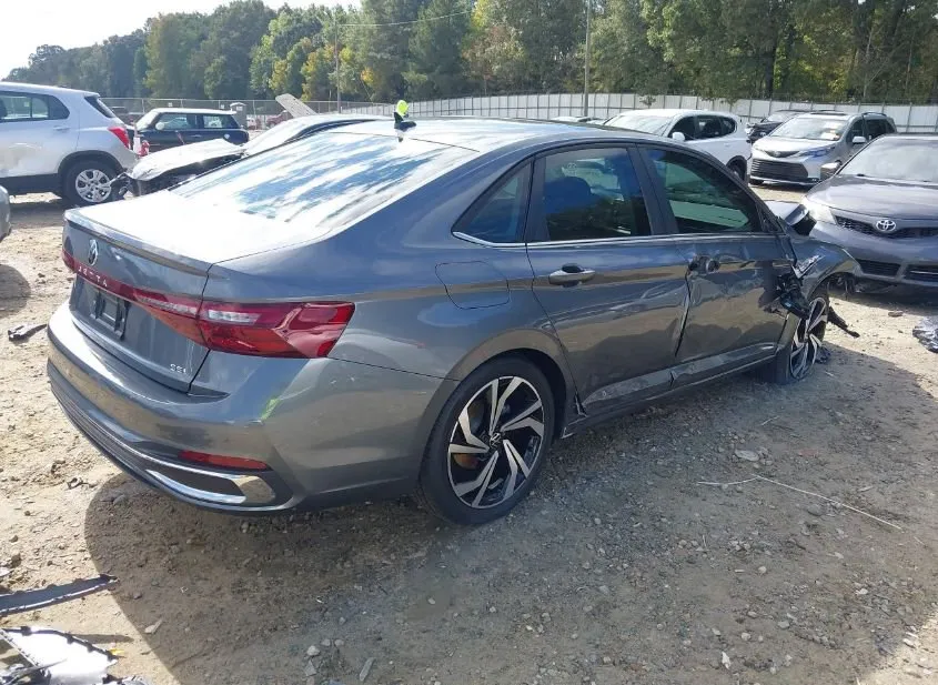 2025 VOLKSWAGEN Jetta Used VIN 3VWGX7BU1SM081090 – undercarriage