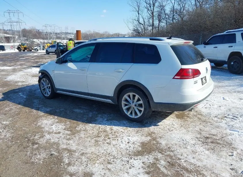 2017 VOLKSWAGEN Golf Alltrack Used VIN 3VWH17AU2HM540918 – photo 14
