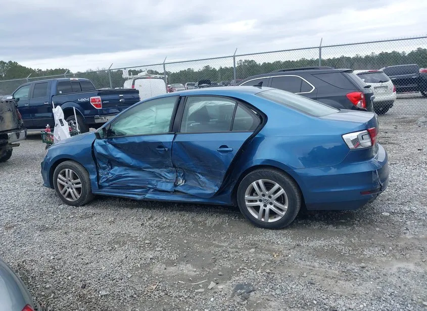 2015 VOLKSWAGEN Jetta Used VIN 3VWLA7AJ3FM210119 – rear exterior