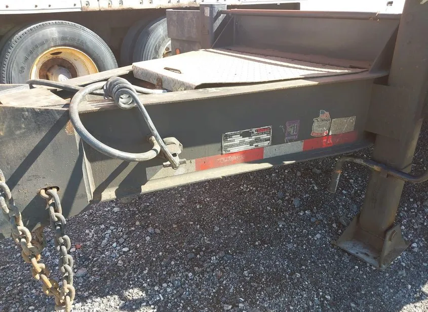 2016 TALBERT TALBERT Used VIN 40FR03323G1035462 – engine bay