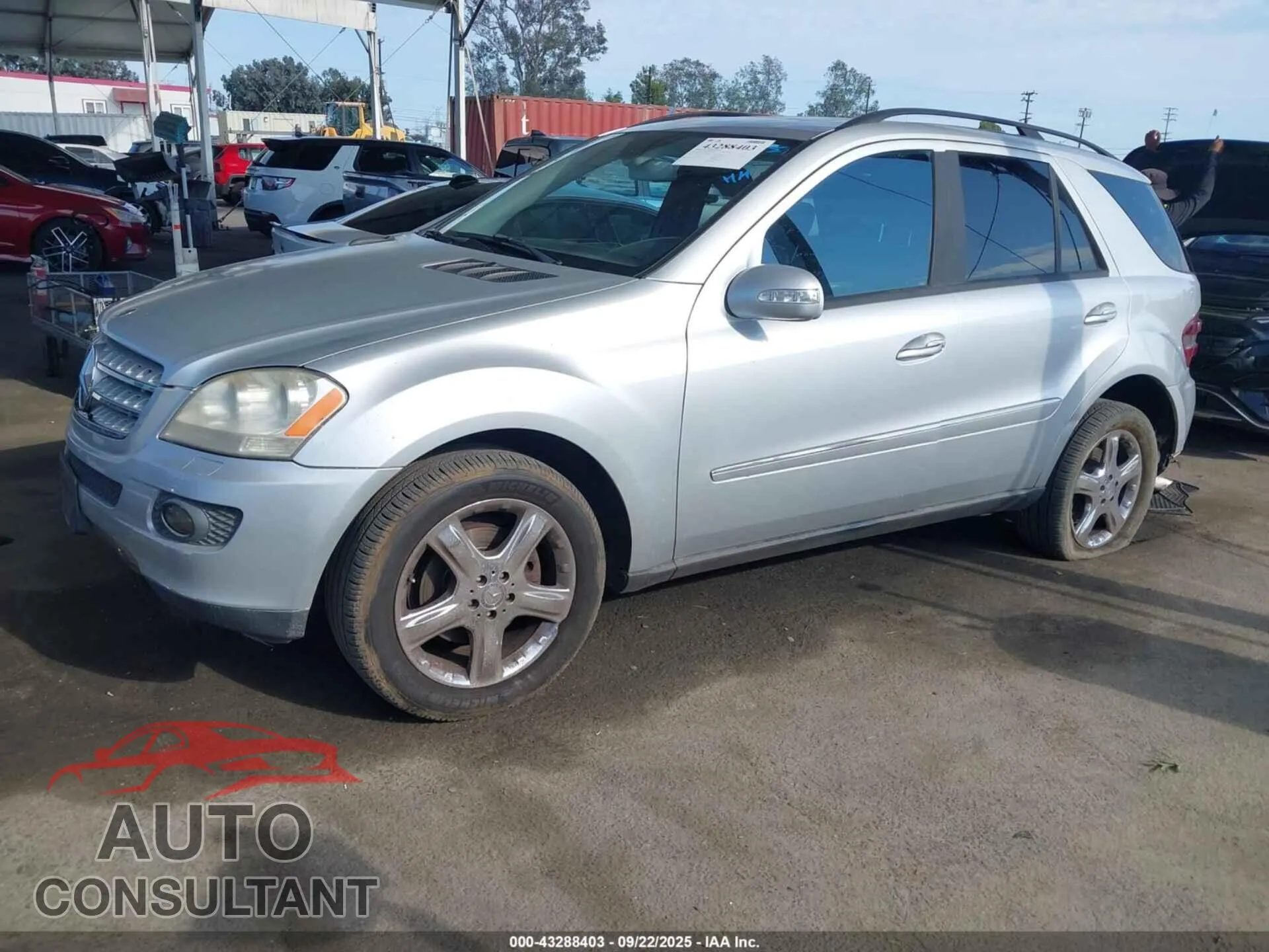 2006 MERCEDES-BENZ ML 500 Damaged VIN 4JGBB75E36A068260 – rear exterior 2006 MERCEDES-BENZ ML 500 Damaged VIN 4JGBB75E36A068260 – rear exterior