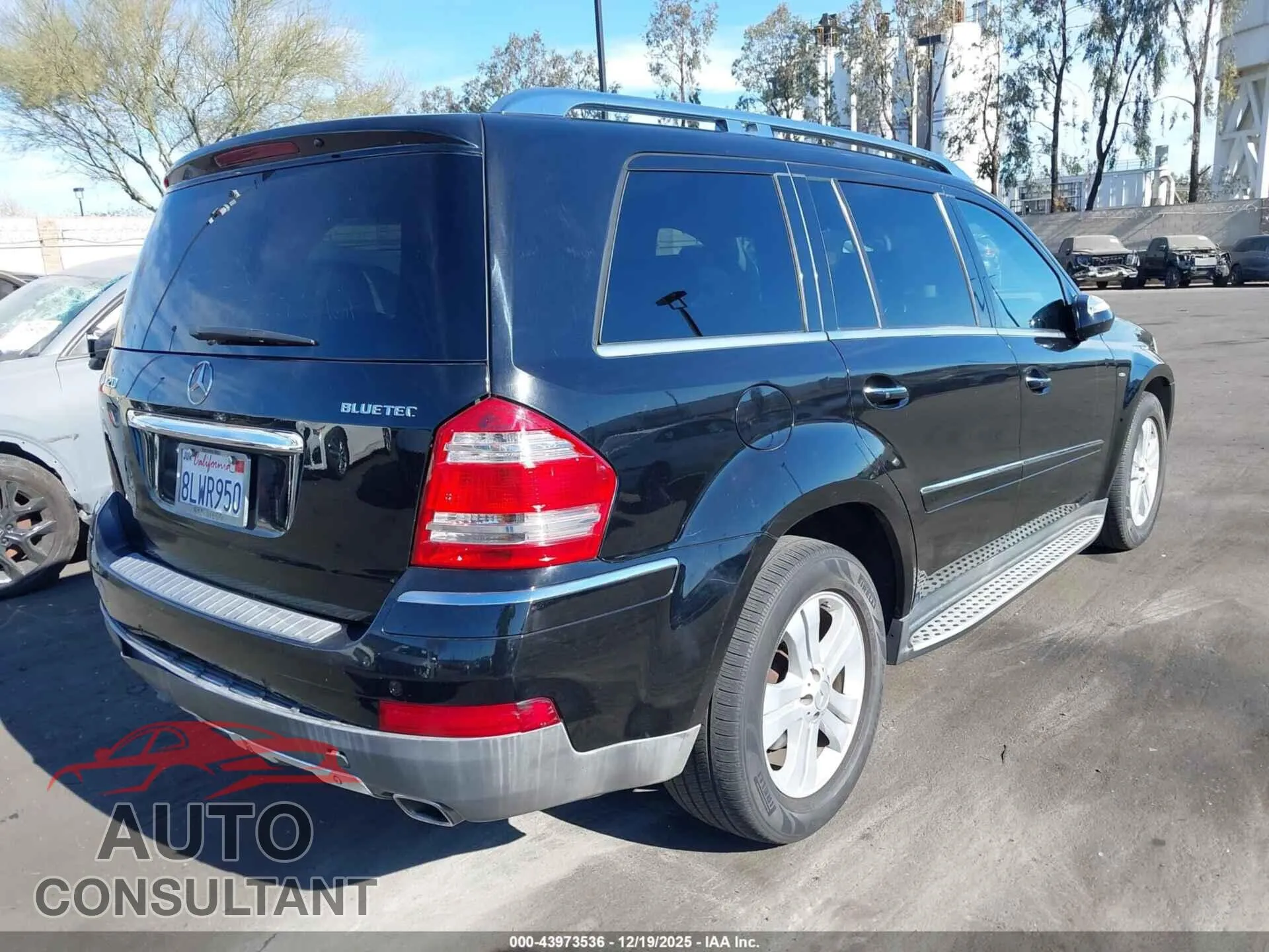 2009 MERCEDES-BENZ GL 320 BLUETEC Damaged VIN 4JGBF25E29A493447 – dashboard
