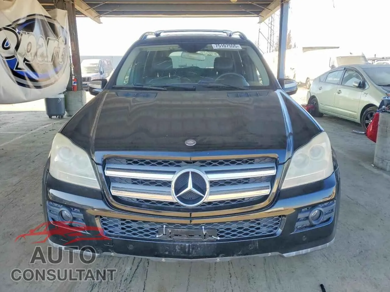 2009 MERCEDES-BENZ GL-CLASS Damaged VIN 4JGBF25E69A528555 – interior seats