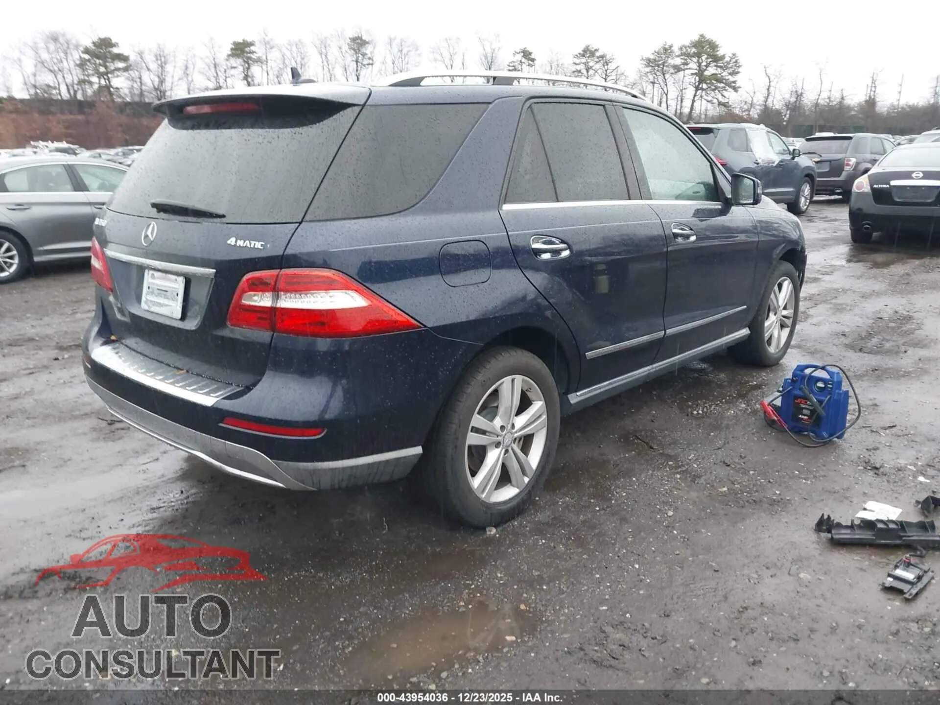 2013 MERCEDES-BENZ ML 350 Damaged VIN 4JGDA5HB6DA235418 – dashboard
