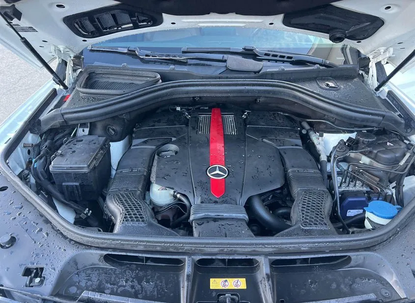 2016 MERCEDES-BENZ GLE-Class Used VIN 4JGED6EB4GA024552 – trunk area