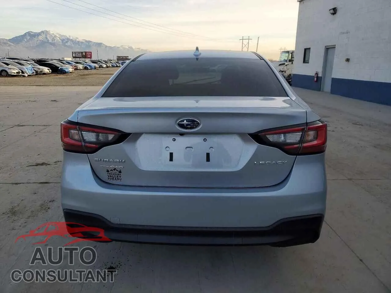 2025 SUBARU LEGACY Damaged VIN 4S3BWAC68S3021872 – engine bay