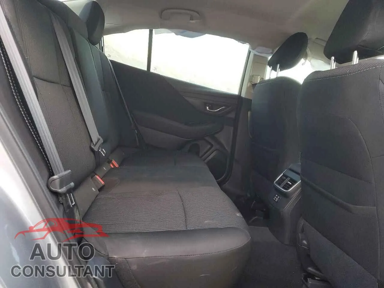 2025 SUBARU LEGACY Damaged VIN 4S3BWAC68S3021872 – odometer reading