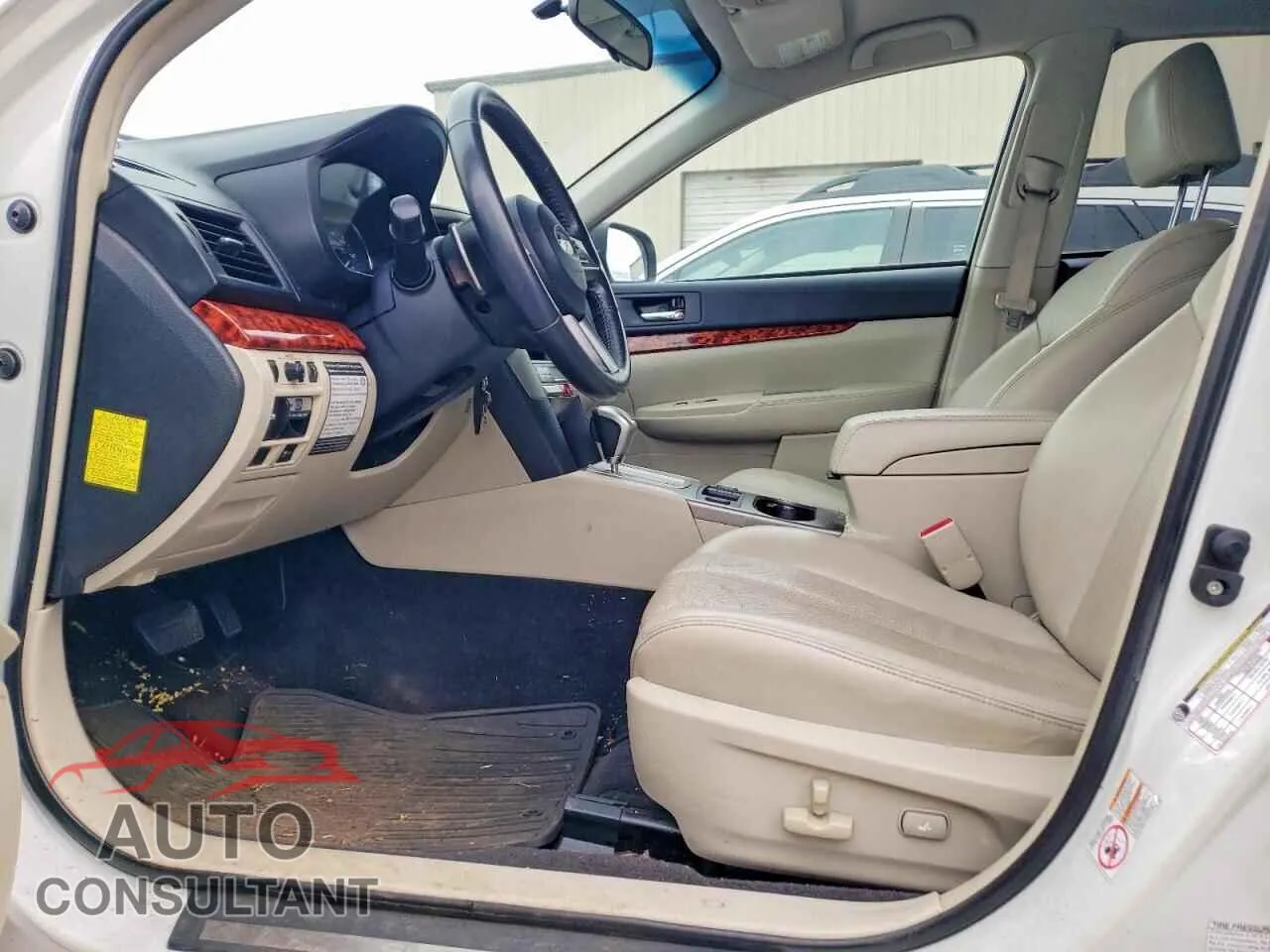 2010 SUBARU OUTBACK Damaged VIN 4S4BRCJC9A3330658 – exterior detail