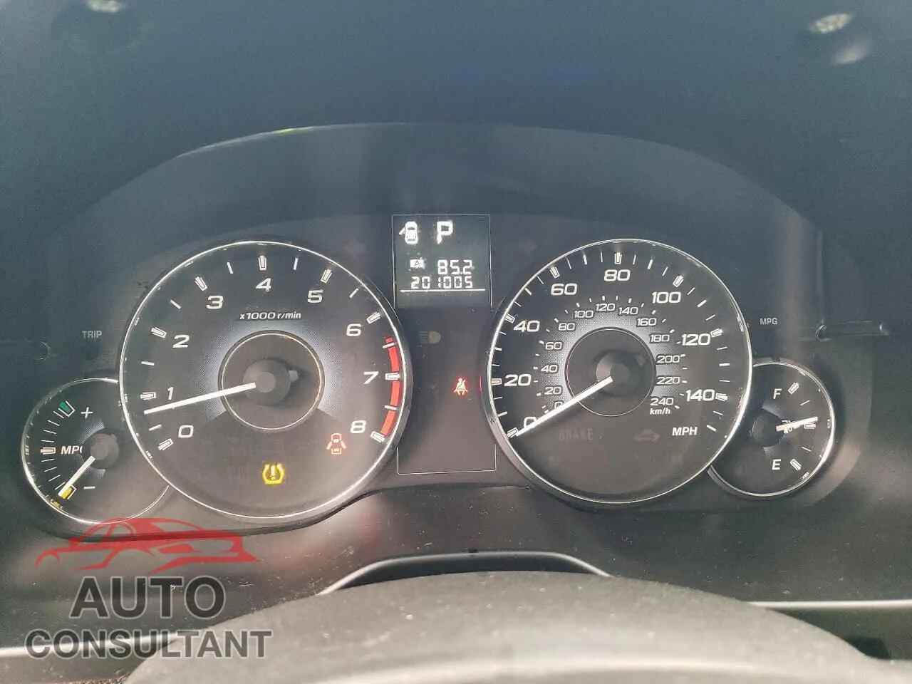 2010 SUBARU OUTBACK Damaged VIN 4S4BRCJC9A3330658 – trunk area