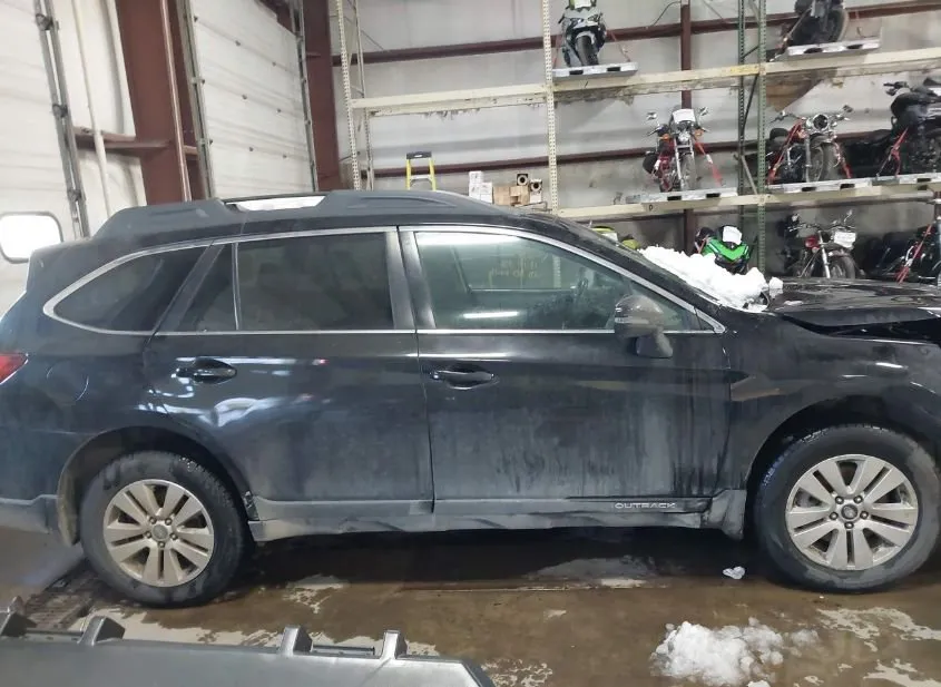 2018 SUBARU Outback Used VIN 4S4BSAFC7J3226722 – photo 12