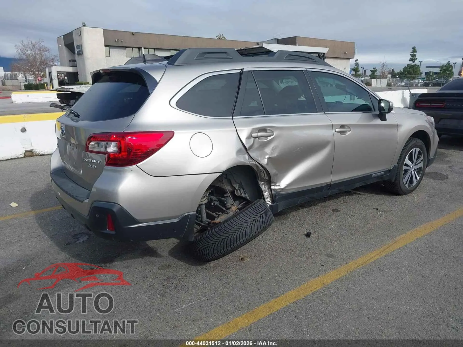 2018 SUBARU OUTBACK Damaged VIN 4S4BSENC6J3230009 – dashboard