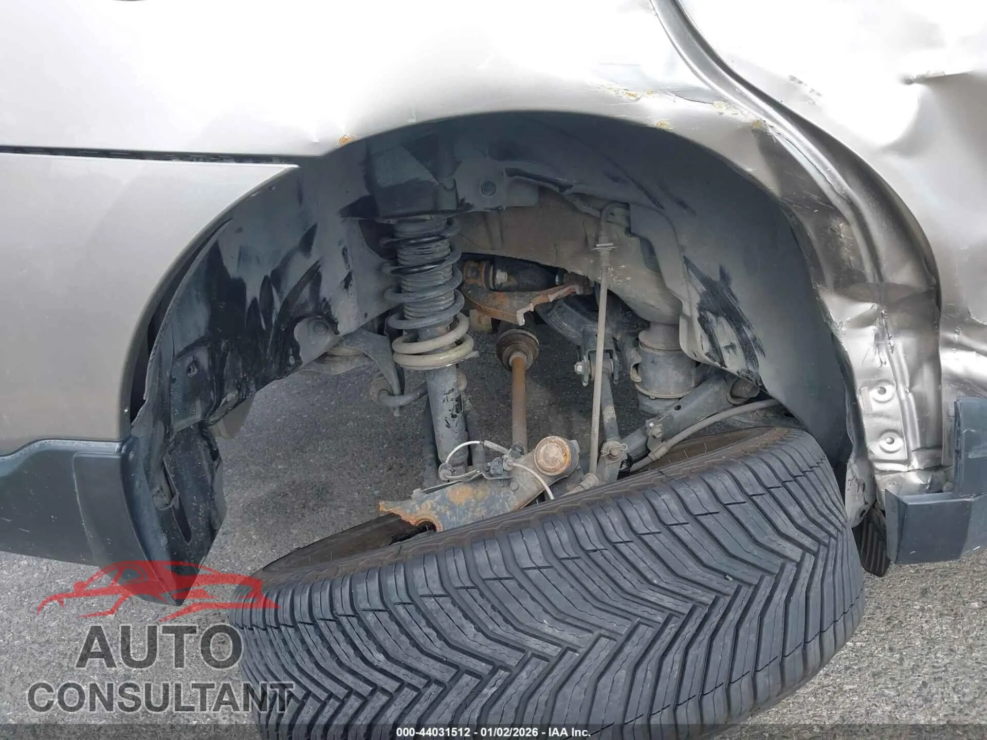 2018 SUBARU OUTBACK Damaged VIN 4S4BSENC6J3230009 – engine bay