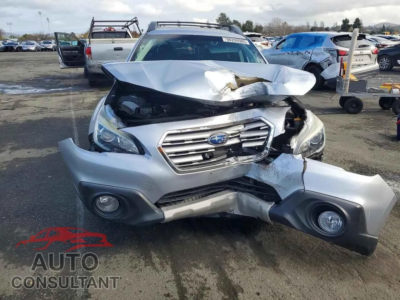 2016 SUBARU OUTBACK Damaged VIN 4S4BSENCXG3243547 – interior seats