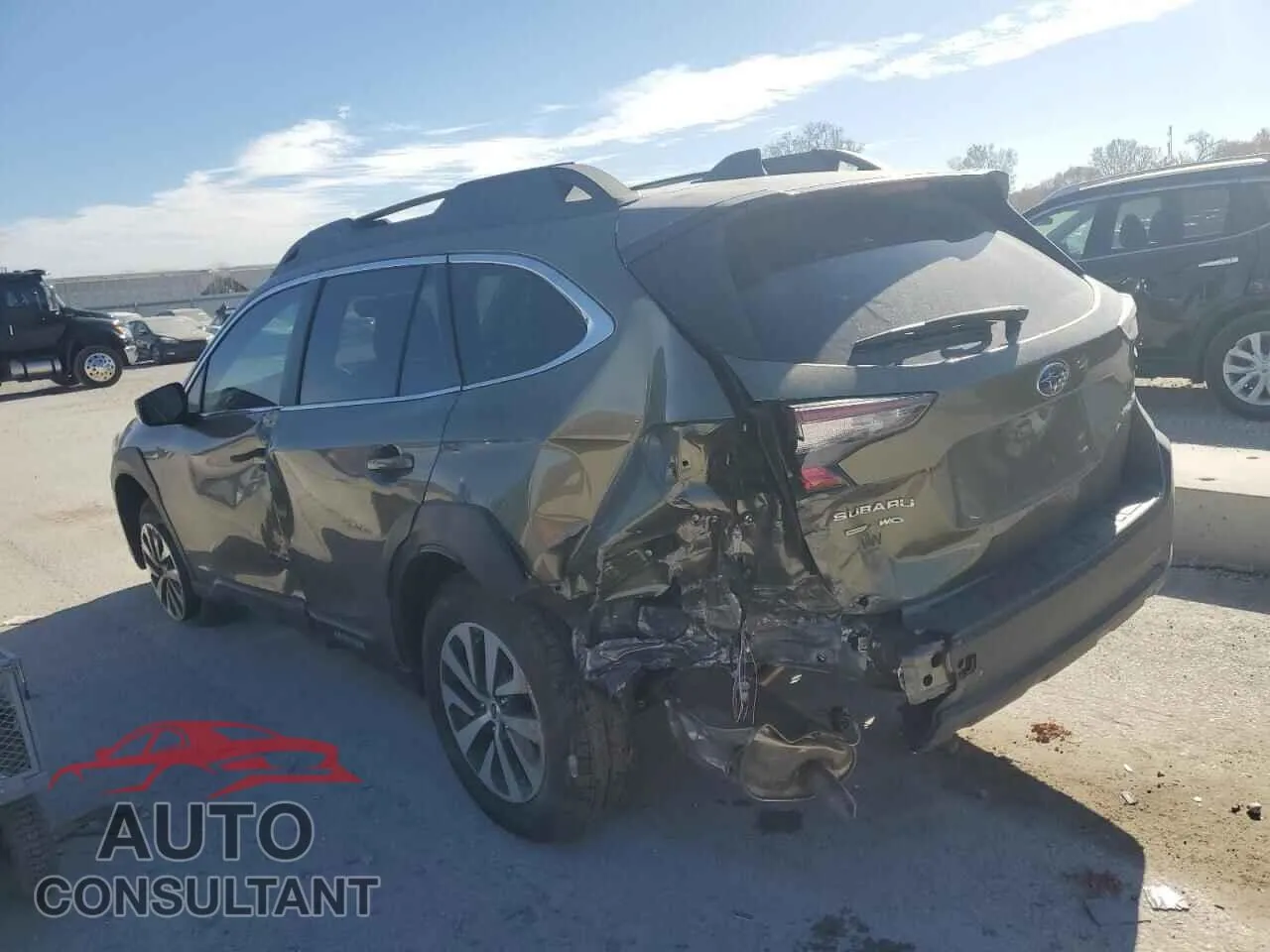 2025 SUBARU OUTBACK Damaged VIN 4S4BTADC1S3294824 – rear exterior