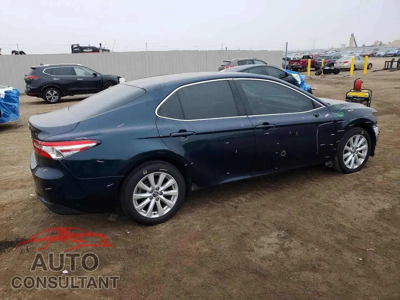 2018 TOYOTA CAMRY Damaged VIN 4T1B11HK4JU671369 – side profile