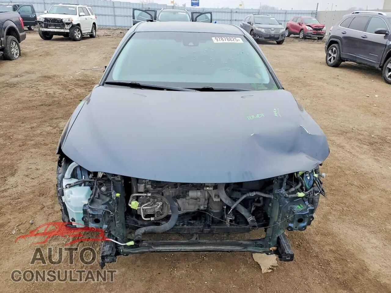 2018 TOYOTA CAMRY Damaged VIN 4T1B11HK4JU671369 – interior seats