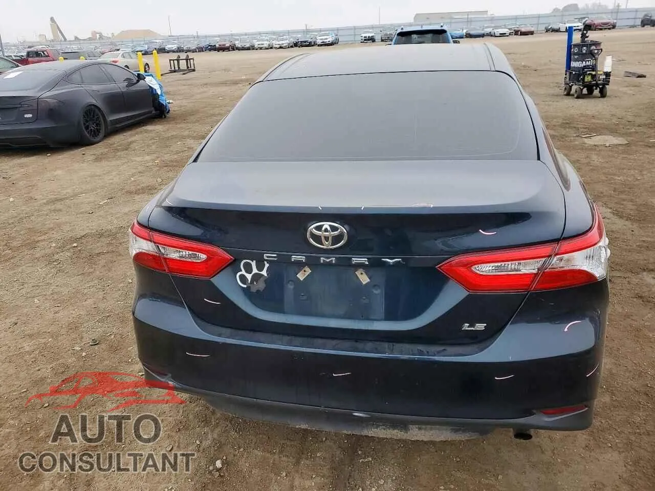 2018 TOYOTA CAMRY Damaged VIN 4T1B11HK4JU671369 – engine bay
