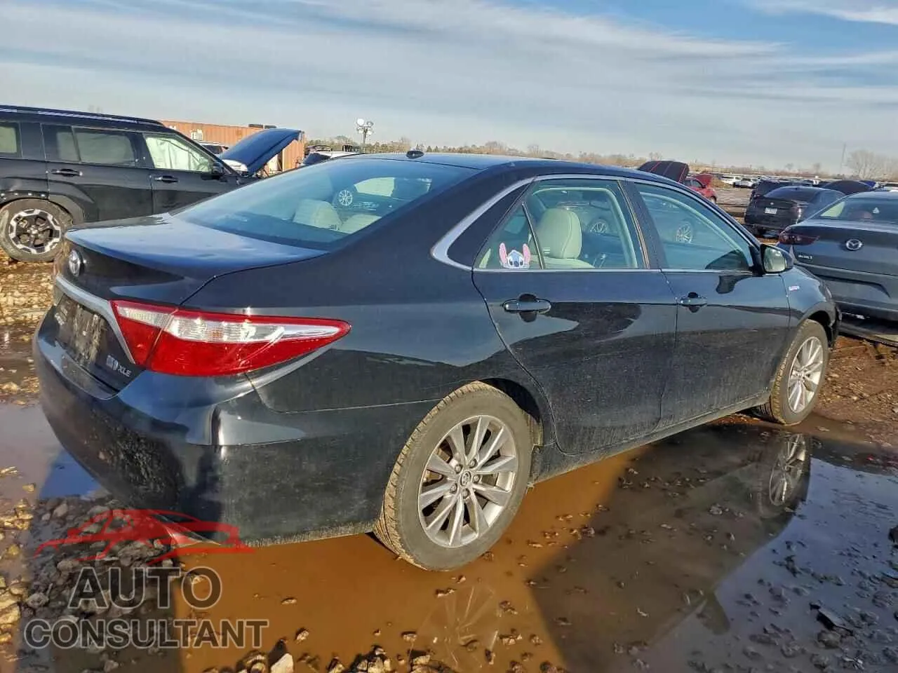 2015 TOYOTA CAMRY Damaged VIN 4T1BD1FK0FU157228 – side profile