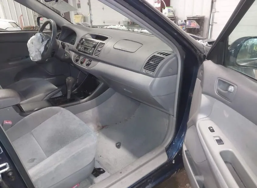 2004 TOYOTA Camry Used VIN 4T1BE32K24U349214 – photo 17