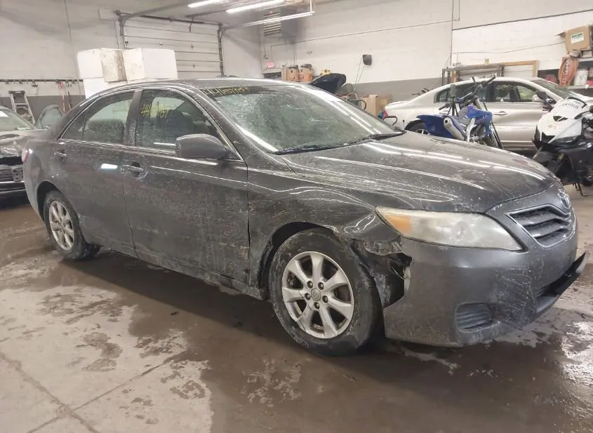 2005 TOYOTA Camry Used VIN 4T1BE32K25U619088 – dashboard