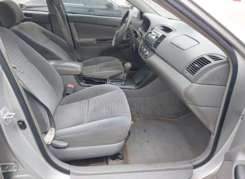 2006 TOYOTA Camry Used VIN 4T1BE32KX6U697135 – dashboard 2006 TOYOTA Camry Used VIN 4T1BE32KX6U697135 – dashboard