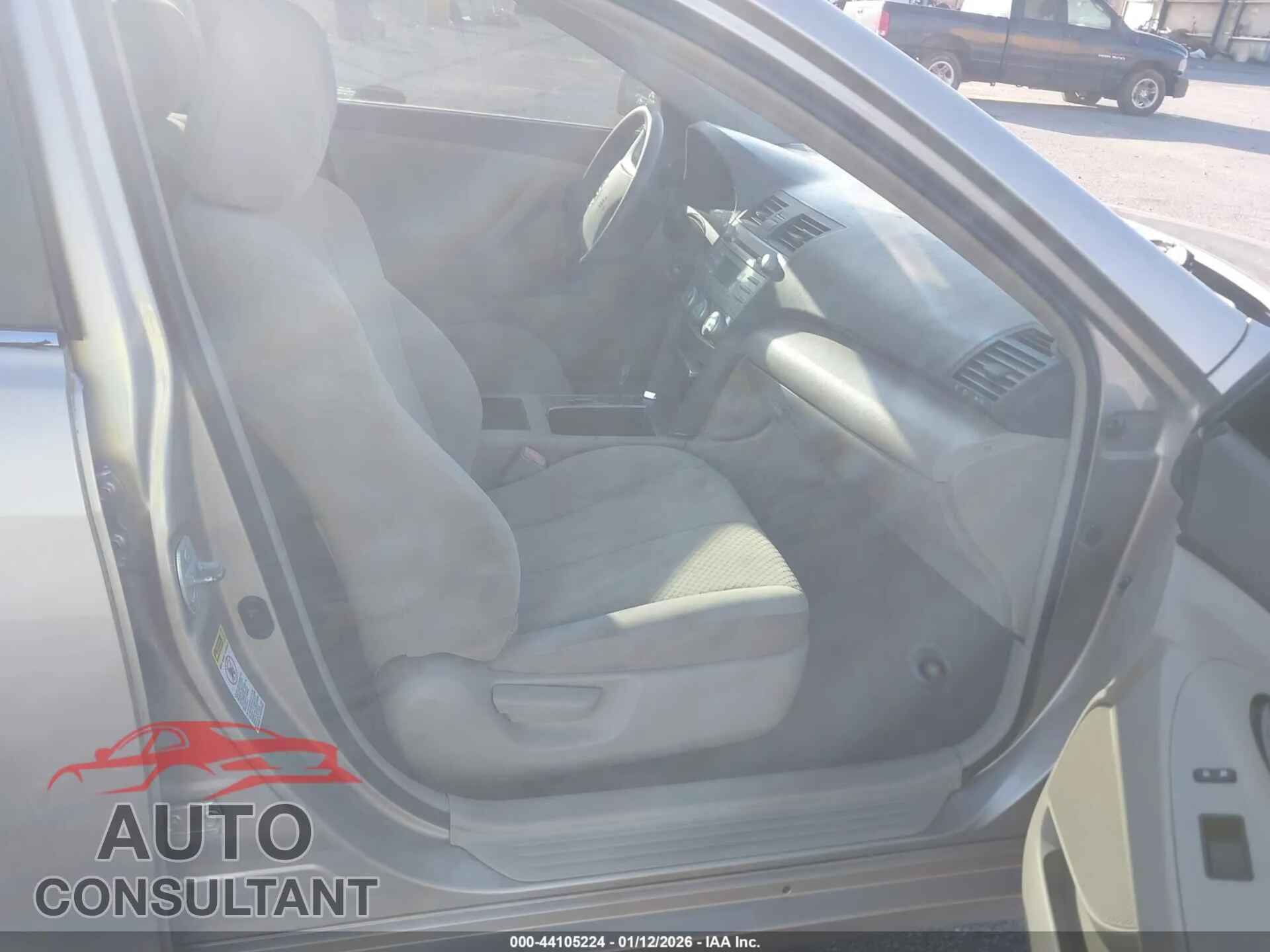 2009 TOYOTA CAMRY Damaged VIN 4T1BE46K79U835119 – interior seats