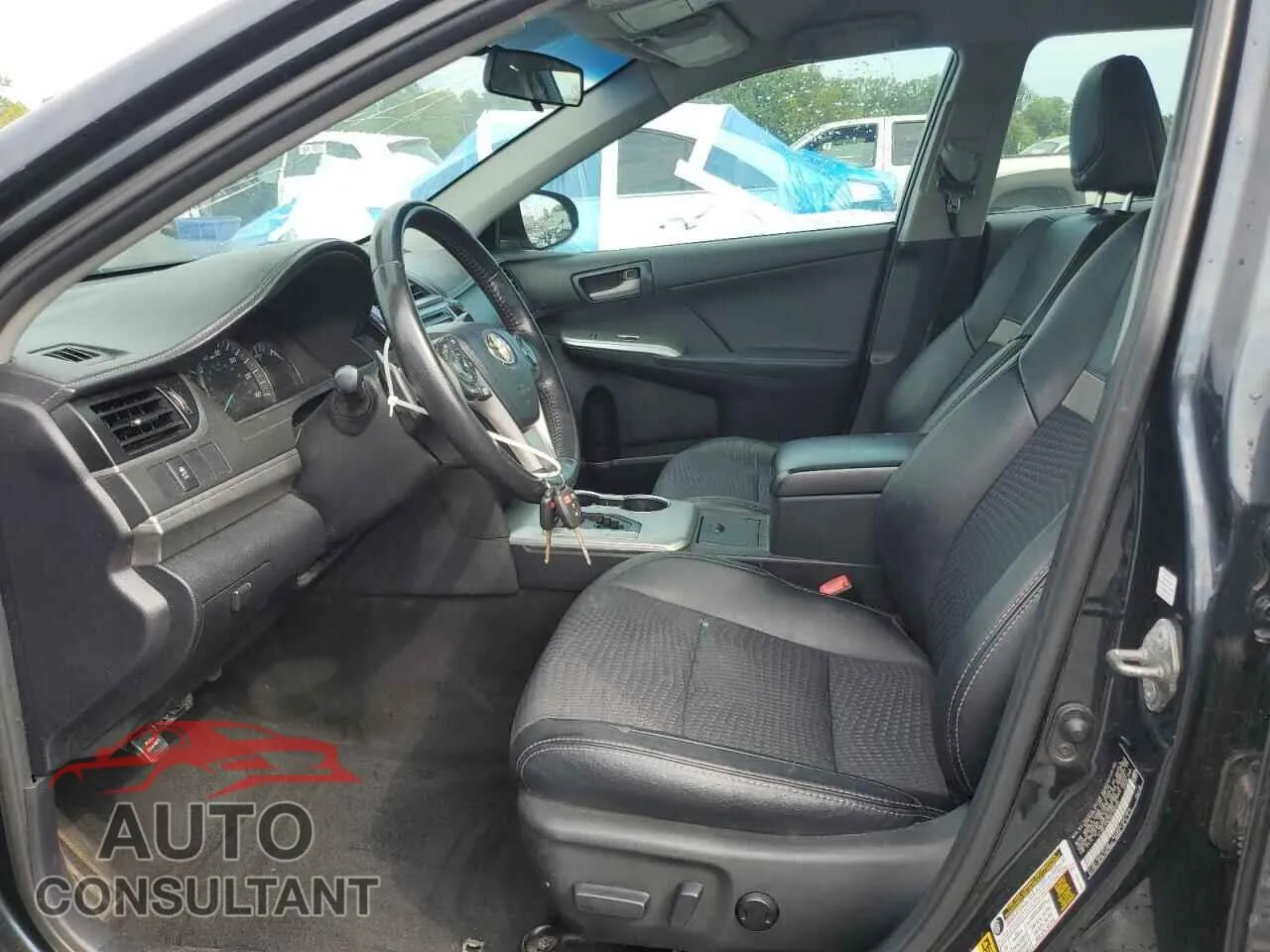 2013 TOYOTA CAMRY Damaged VIN 4T1BF1FK0DU706496 – exterior detail