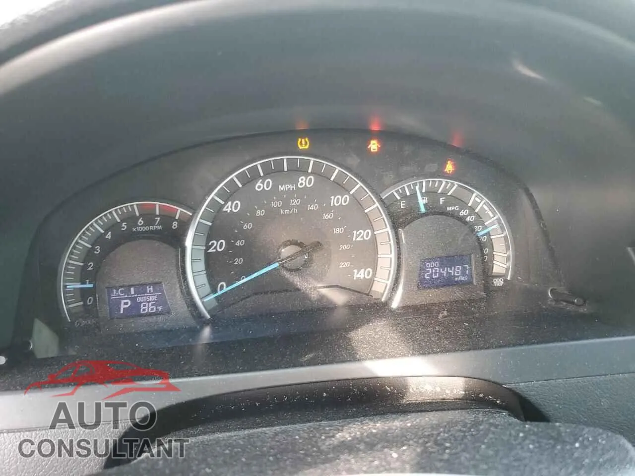 2013 TOYOTA CAMRY Damaged VIN 4T1BF1FK0DU706496 – trunk area