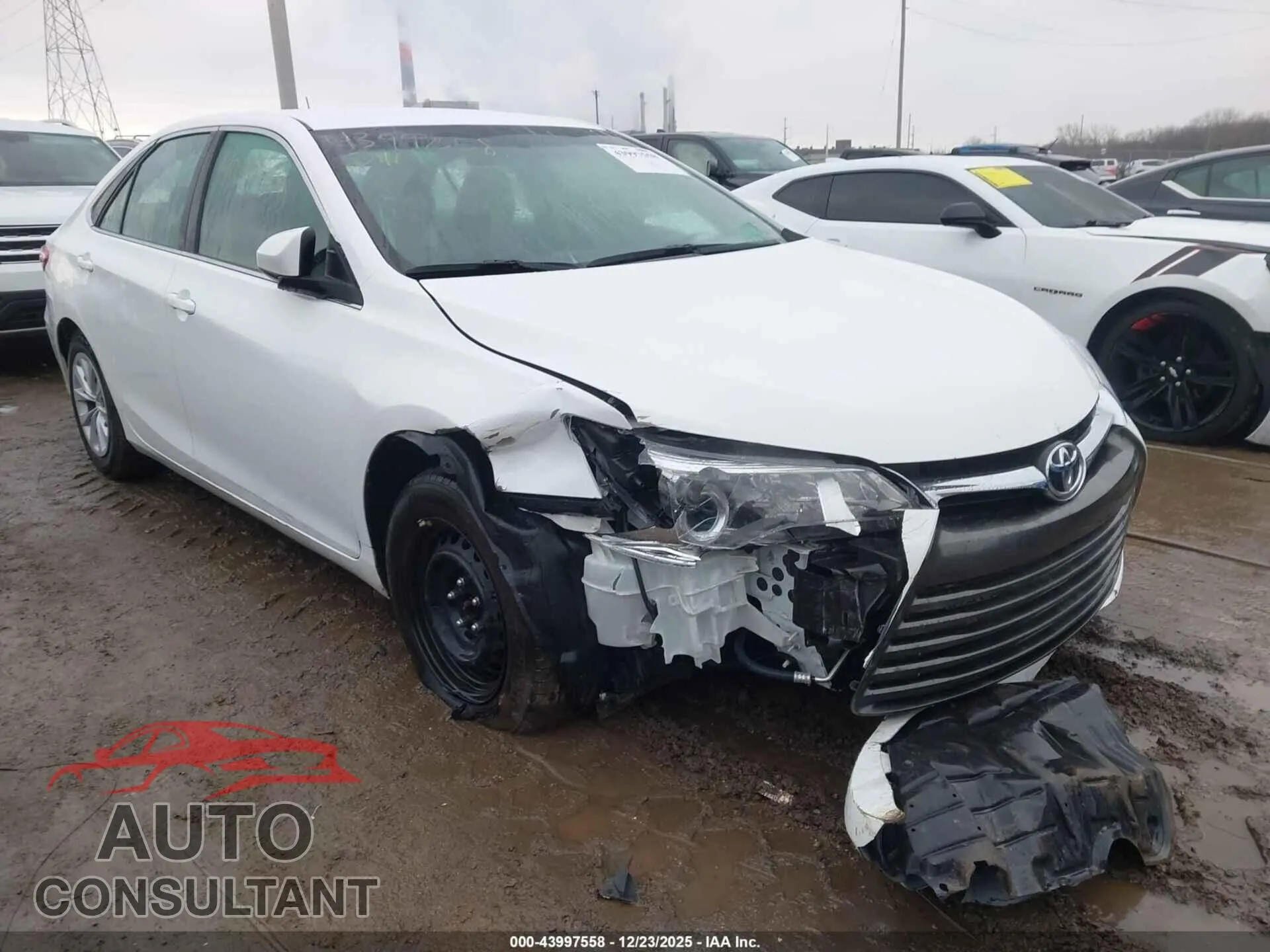 2017 TOYOTA CAMRY Damaged VIN 4T1BF1FK1HU670968 – engine bay