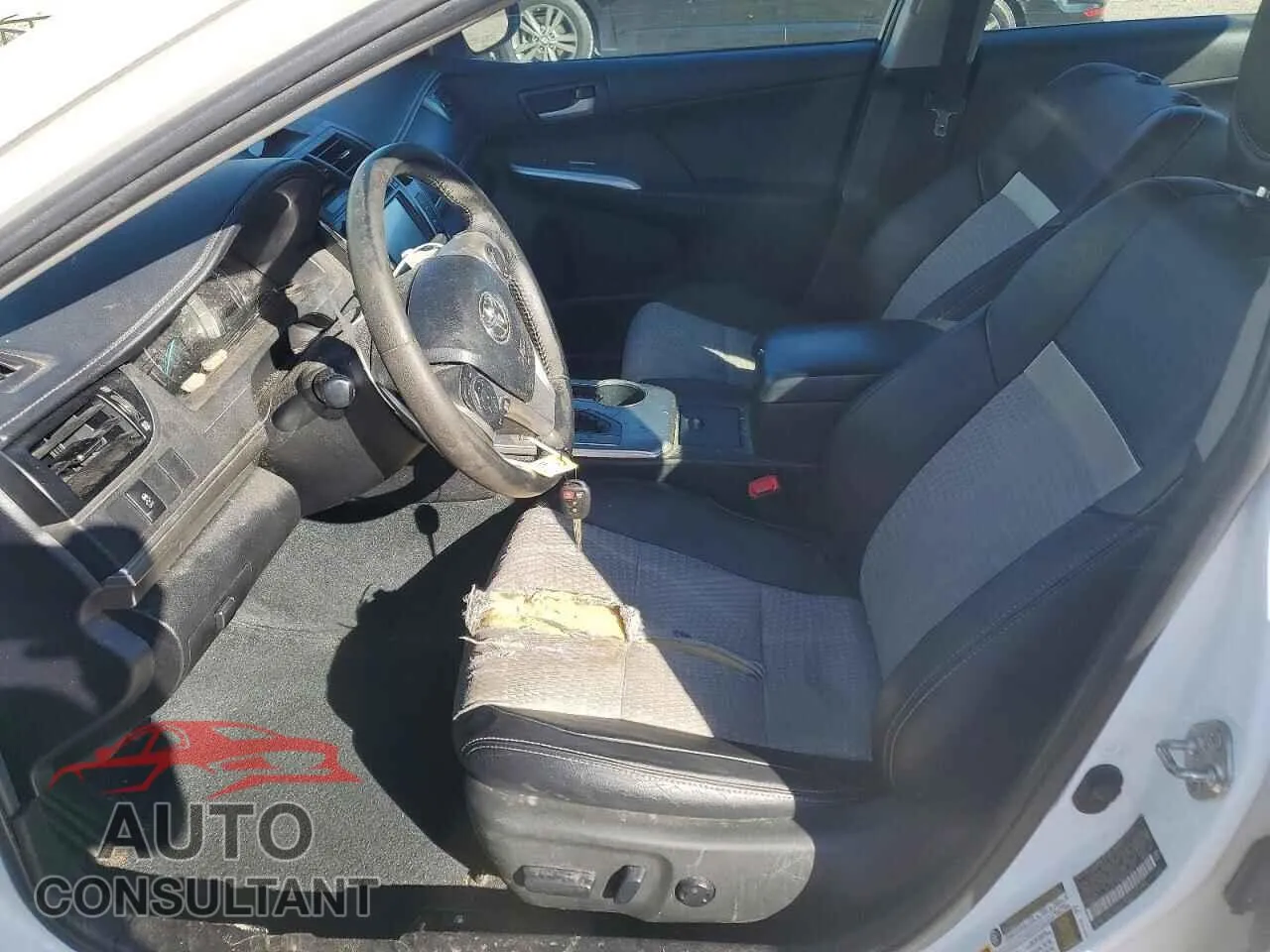 2013 TOYOTA CAMRY Damaged VIN 4T1BF1FK3DU293148 – exterior detail 2013 TOYOTA CAMRY Damaged VIN 4T1BF1FK3DU293148 – exterior detail