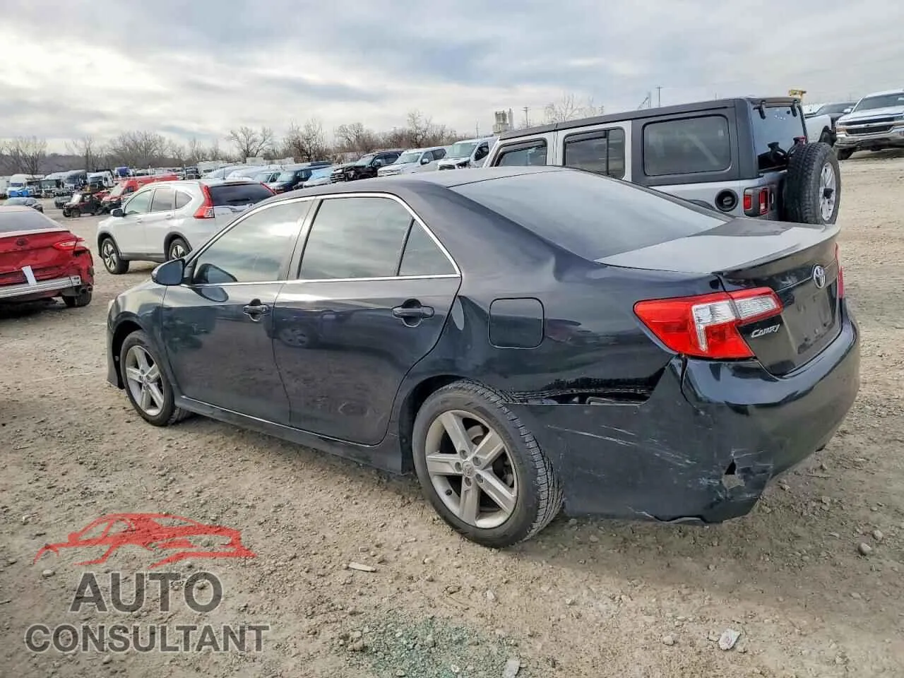 2013 TOYOTA CAMRY Damaged VIN 4T1BF1FK5DU674029 – rear exterior