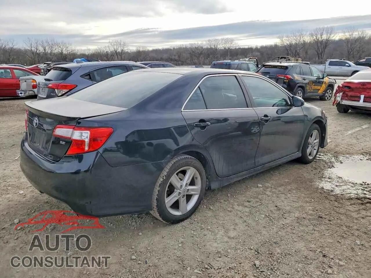 2013 TOYOTA CAMRY Damaged VIN 4T1BF1FK5DU674029 – side profile