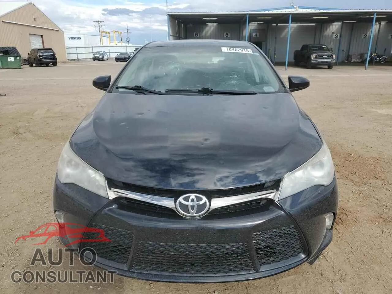 2017 TOYOTA CAMRY Damaged VIN 4T1BF1FK5HU764836 – interior seats