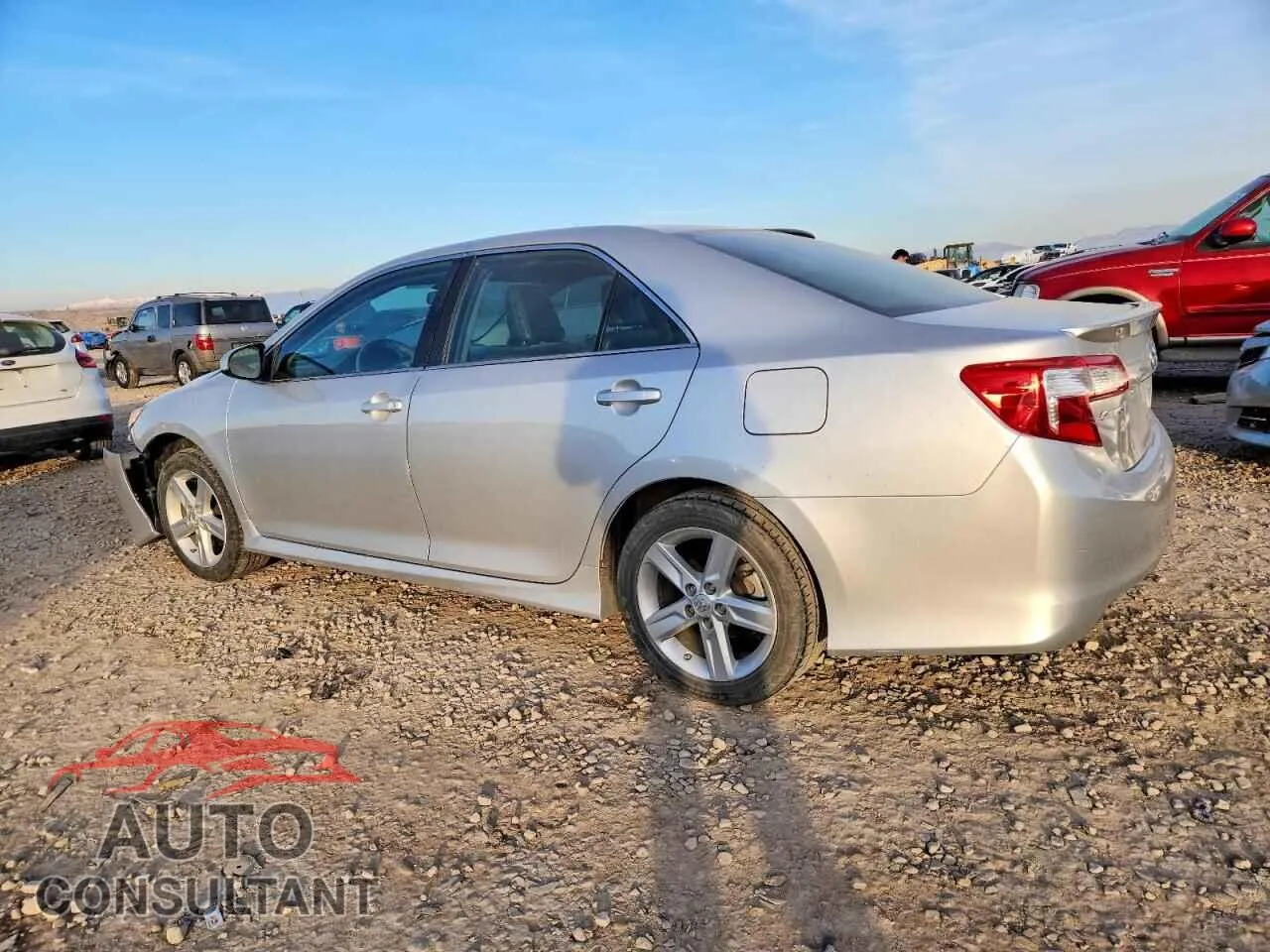 2014 TOYOTA CAMRY Damaged VIN 4T1BF1FK9EU404447 – rear exterior