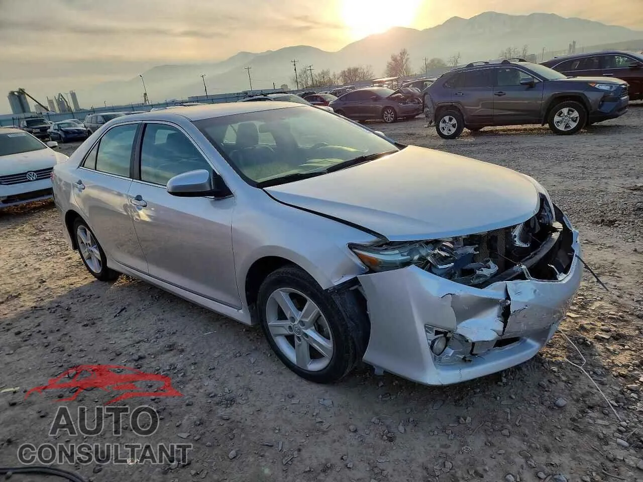 2014 TOYOTA CAMRY Damaged VIN 4T1BF1FK9EU404447 – dashboard