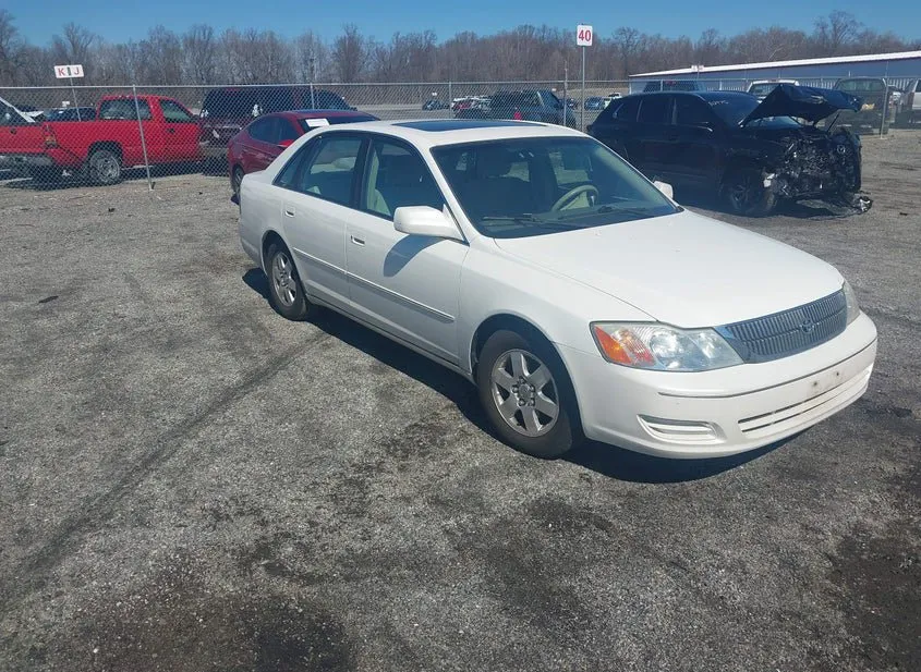 2000 TOYOTA Avalon Used VIN 4T1BF28B2YU002423 – photo 16