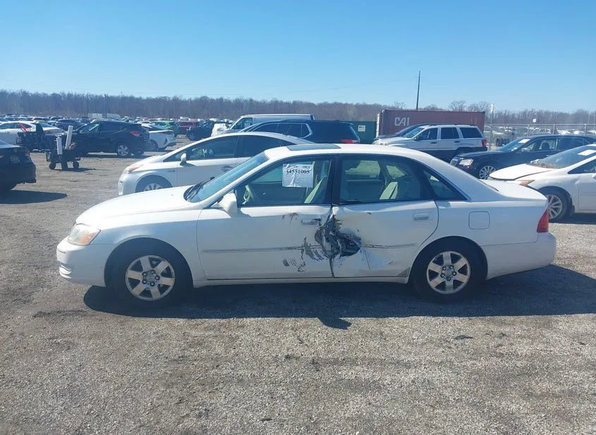 2000 TOYOTA Avalon Used VIN 4T1BF28B2YU002423 – photo 19