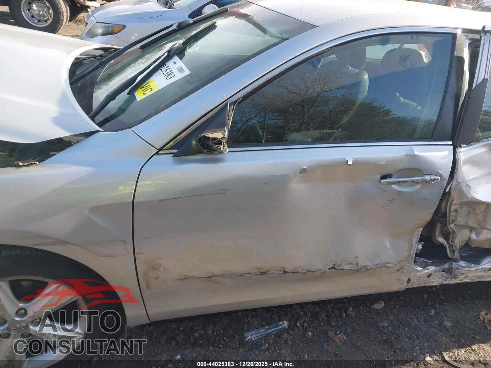 2010 TOYOTA CAMRY Damaged VIN 4T1BF3EK8AU009814 – engine bay