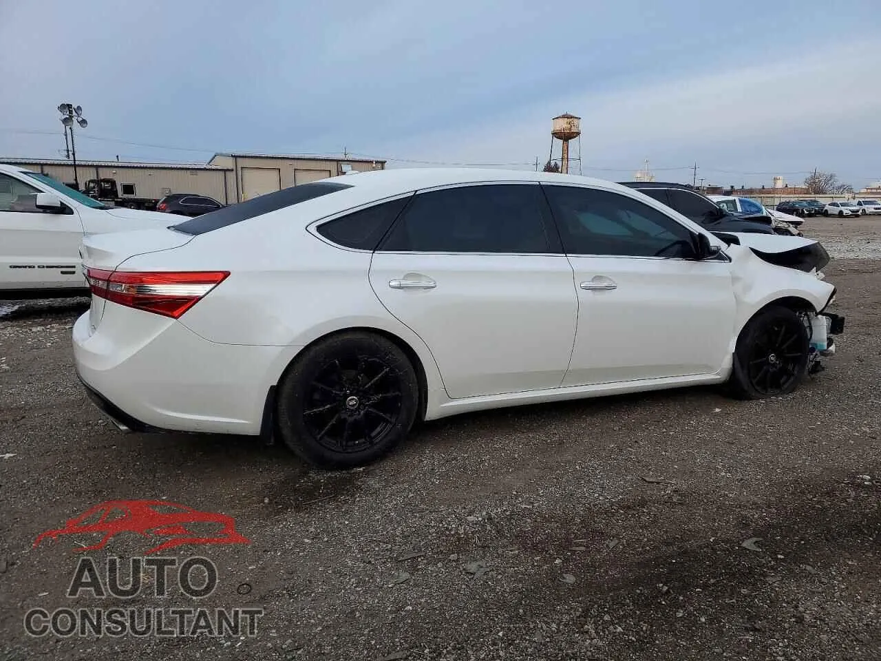 2015 TOYOTA AVALON Damaged VIN 4T1BK1EB2FU153897 – side profile