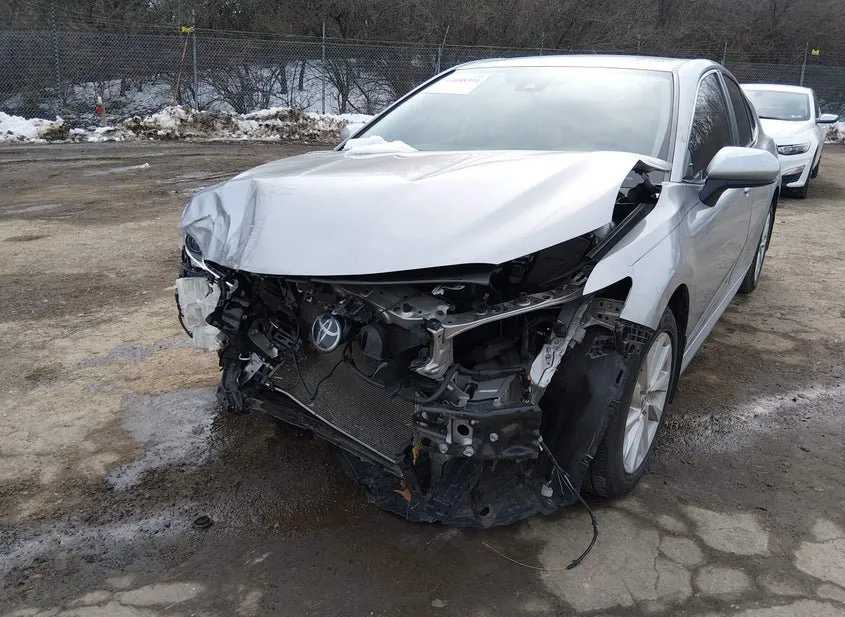 2022 TOYOTA Camry Used VIN 4T1C11AK6NU657025 – odometer reading