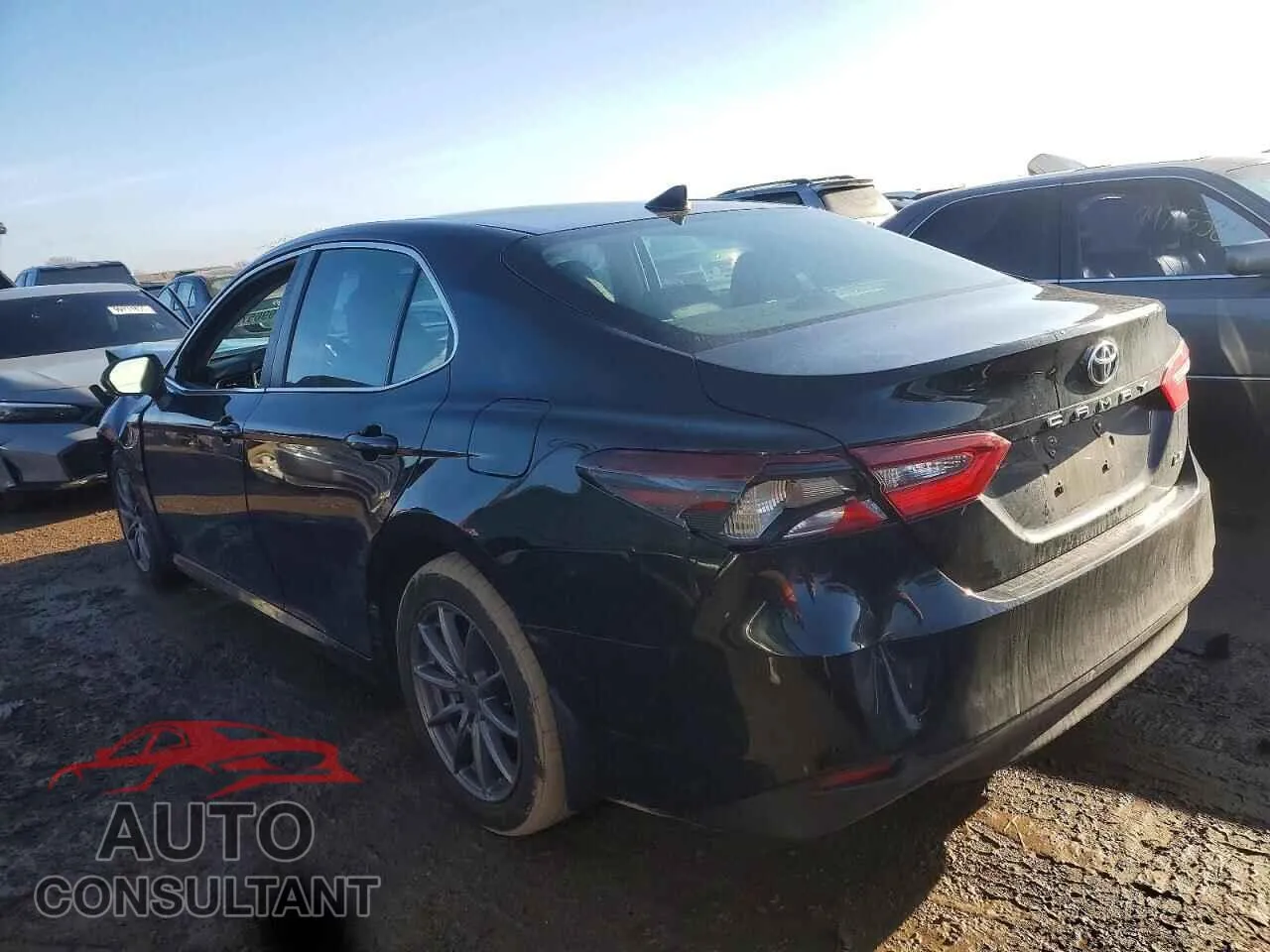 2022 TOYOTA CAMRY Damaged VIN 4T1C11AK8NU657639 – rear exterior