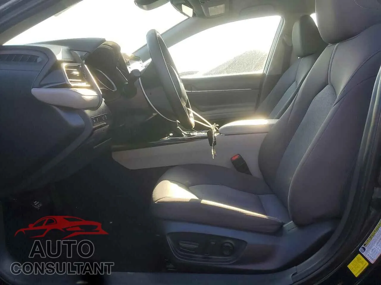 2022 TOYOTA CAMRY Damaged VIN 4T1C11AK8NU657639 – exterior detail