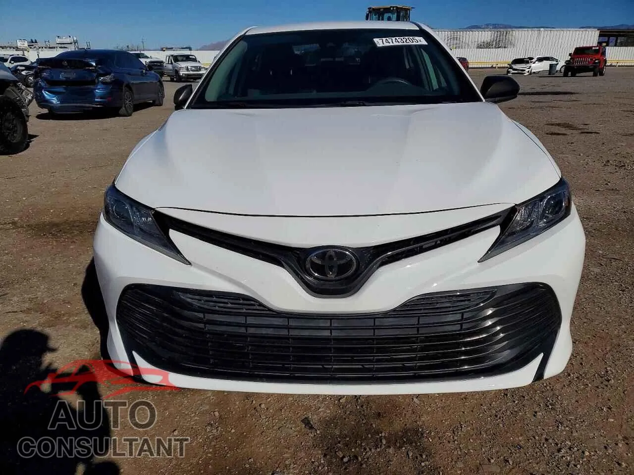 2020 TOYOTA CAMRY Damaged VIN 4T1C11AKXLU983455 – interior seats