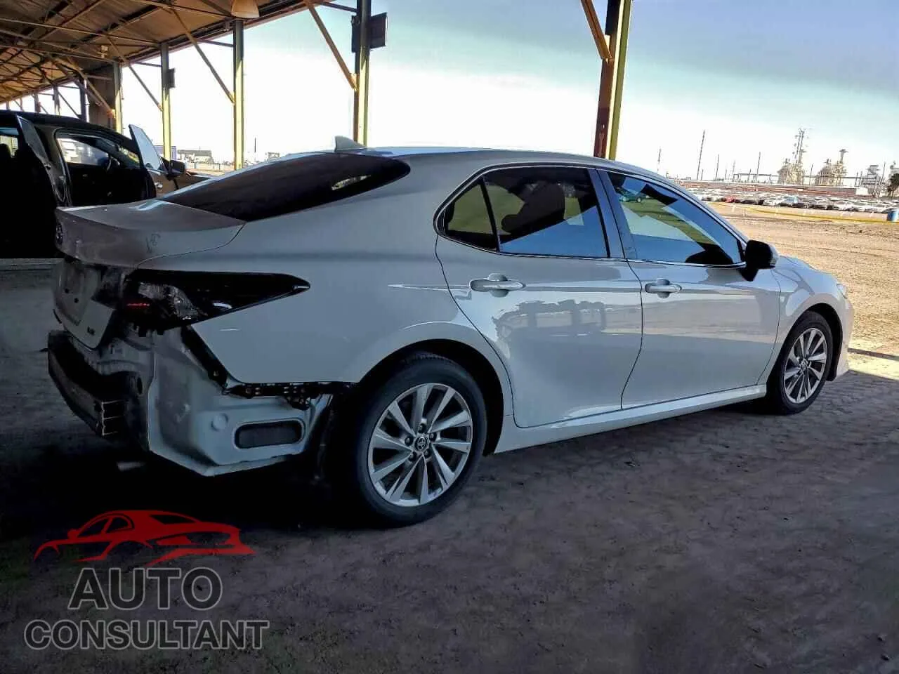 2024 TOYOTA CAMRY Damaged VIN 4T1C11AKXRU906061 – side profile