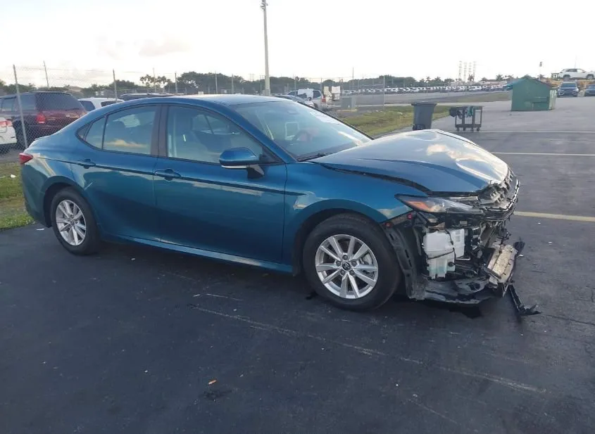 2025 TOYOTA Camry Used VIN 4T1DAACK1SU203780 – photo 14